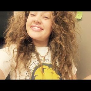 Meet your Posher, Kayla